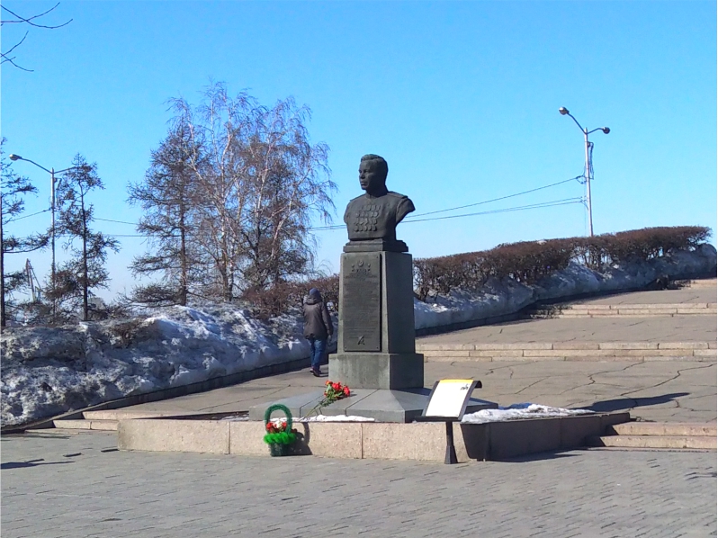 Памятник генералу армии А.П. Белобородову
